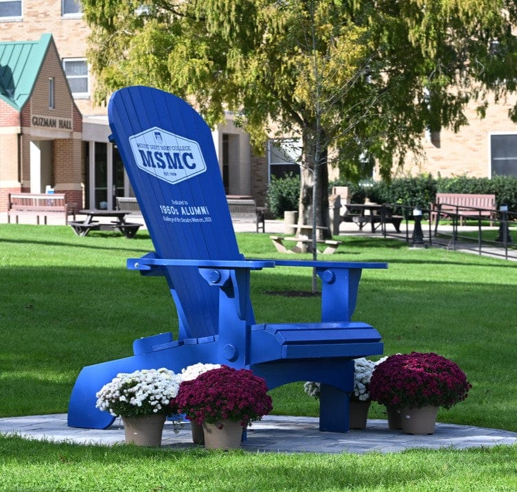 Heritage Giant Chair