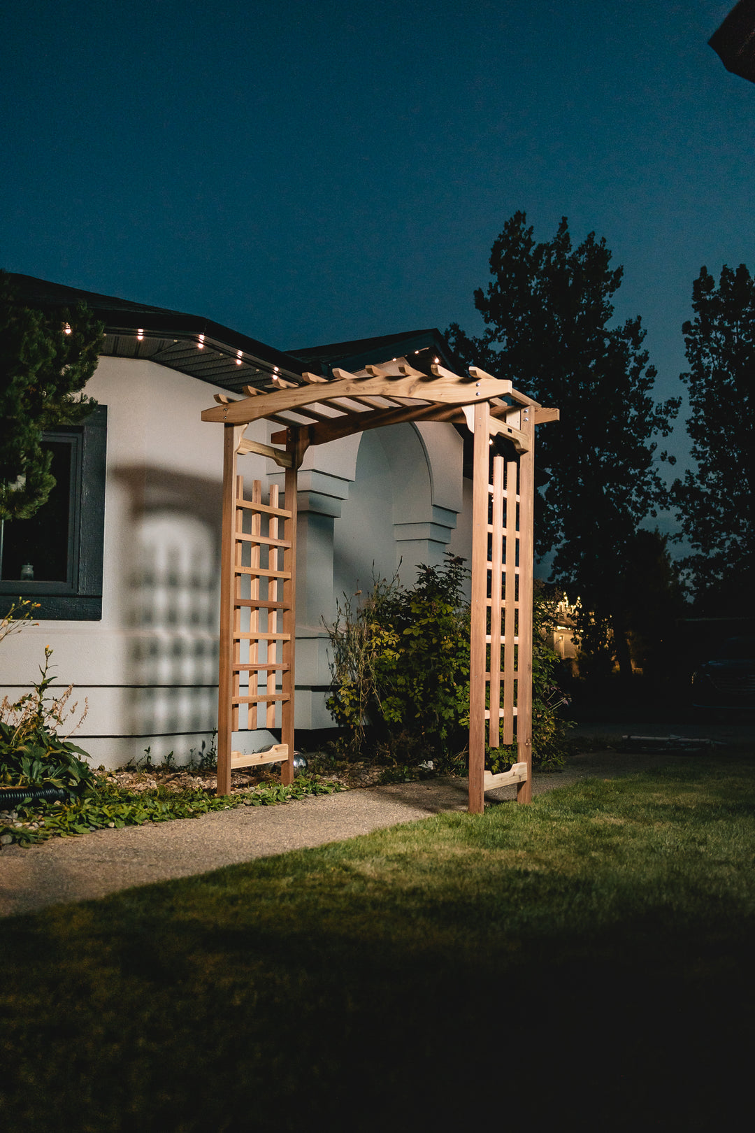 Cedar Pagoda Garden Arbor & Planter Box Set PA96-Set