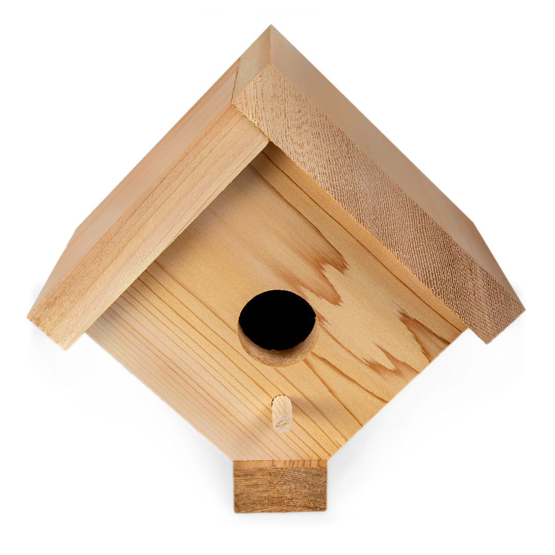 Traditional Cedar Birdhouse BH05